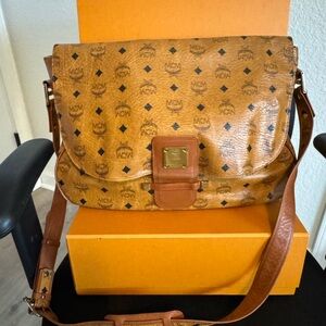 🔥SEND OFFER🔥MCM Cognac Visetos Messenger Bag